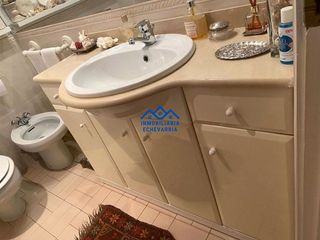 Piso en venta en Las Arenas Centro en Getxo