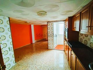 Piso en venta en Benifaió