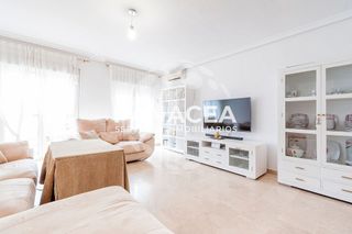 Piso en venta en Carretera Mojonera – Cortijos de Marín en Roquetas de Mar