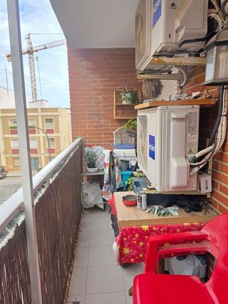 Piso en venta en La Malva-rosa en Valencia