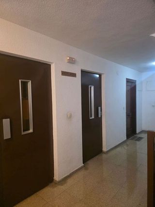 Piso en venta en La Malva-rosa en Valencia