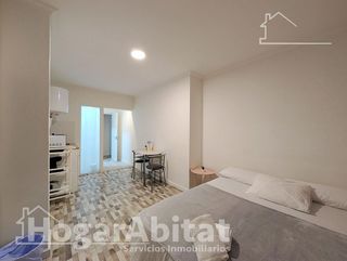 Piso en venta en Campoamor en Alicante