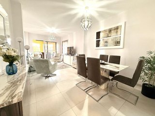 Piso en venta en Zona el Higuerón en Benalmádena