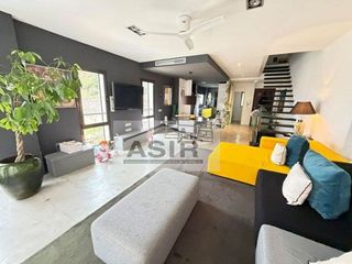 Casa adosada en venta en Zona Urbanizaciones en Alzira