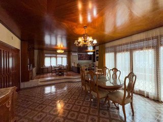 Chalet en venta en Elda