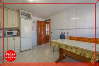 Casa adosada en venta en Montserrat - Parque Empresarial en San Fernando de Henares
