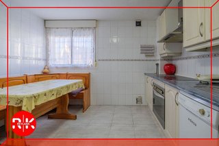 Casa adosada en venta en Montserrat - Parque Empresarial en San Fernando de Henares