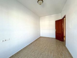 Casa adosada en venta en Pilas