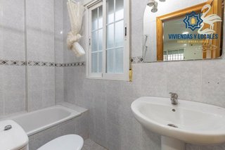 Casa adosada en venta en Maracena
