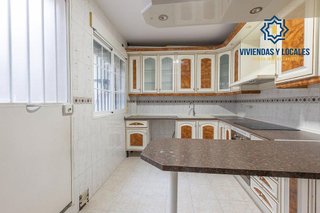 Casa adosada en venta en Maracena
