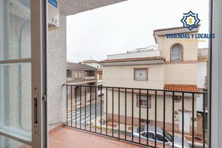 Casa adosada en venta en Maracena