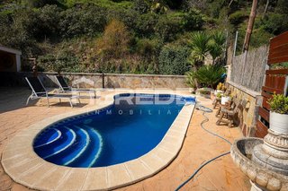 Chalet en venta en Torrelles de Llobregat