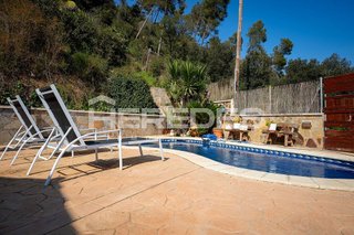Chalet en venta en Torrelles de Llobregat