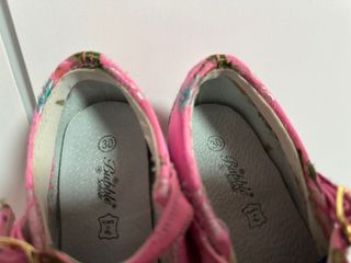 Traje de Fallera Rosa Chicle con Flores