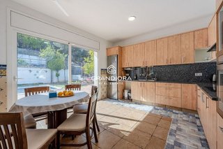 Chalet en venta en Argentona