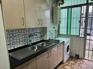 Piso en venta en El Juncal - Av. de la Paz en Sevilla