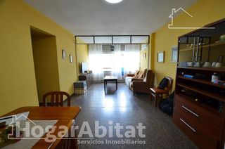 Piso en venta en Juan XXIII en Alicante