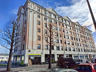 Piso en venta en Milán - Pumarín - Teatinos en Oviedo