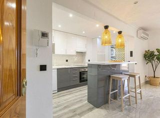 Dúplex en venta en Nueva Andalucía centro en Marbella