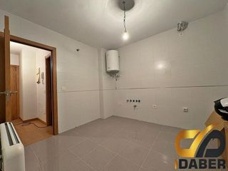 Piso en venta en Herencia