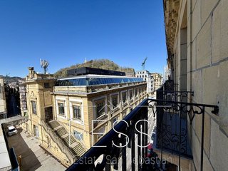 Piso en venta en Parte Vieja en San Sebastián-Donostia