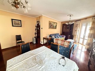 Piso en venta en Plaza España - Villa Pilar - Reyes Católicos - Vadillos en Burgos