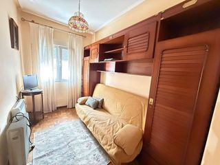 Piso en venta en Plaza España - Villa Pilar - Reyes Católicos - Vadillos en Burgos