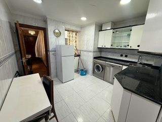 Piso en venta en Plaza España - Villa Pilar - Reyes Católicos - Vadillos en Burgos
