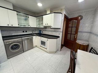 Piso en venta en Plaza España - Villa Pilar - Reyes Católicos - Vadillos en Burgos