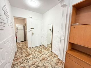 Piso en venta en Juan XXIII en Alicante