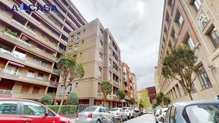 Piso en venta en San Pedro de Deusto-La Ribera en Bilbao