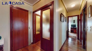 Piso en venta en San Pedro de Deusto-La Ribera en Bilbao