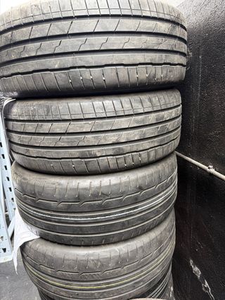 Neumáticos 225/45/19