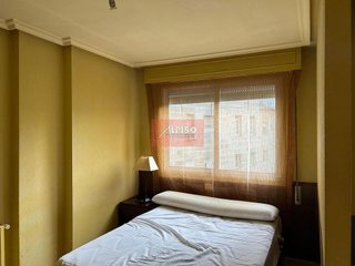 Piso en venta en Universidad en Ourense