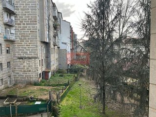 Piso en venta en Universidad en Ourense