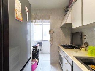 Piso en venta en San Luis en Almería