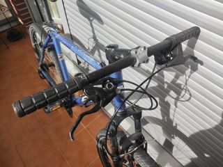 Bicicleta de Montaña BH talla mediana