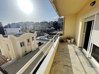 Piso en venta en La Carihuela en Torremolinos