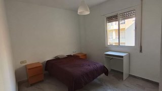 Piso en venta en La Carihuela en Torremolinos