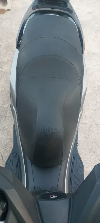 Kymco Grand Dink 300 Gris