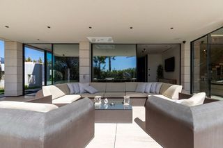 Chalet en alquiler en Nagüeles Alto en Marbella