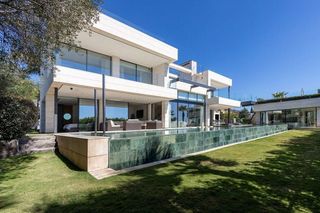 Chalet en alquiler en Nagüeles Alto en Marbella