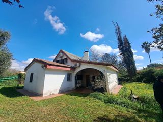 Chalet en venta en La Hacienda - Nueva Andalucía en Dos Hermanas