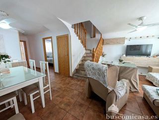 Chalet en venta en Linares