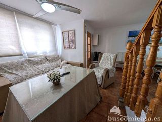 Chalet en venta en Linares