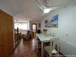 Chalet en venta en Linares