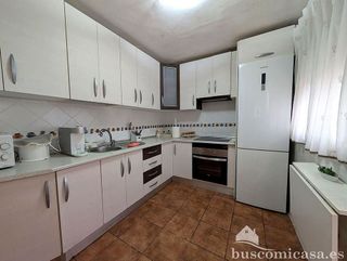 Chalet en venta en Linares