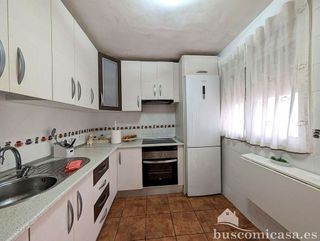 Chalet en venta en Linares