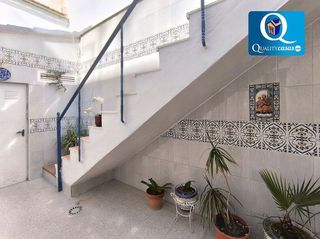 Casa en venta en Campoamor en Alicante