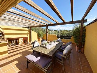 Casa adosada en venta en Nagüeles Alto en Marbella